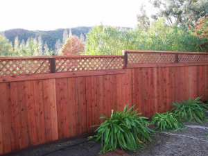 fence-vertical-slats-redwood-and-lattice-top